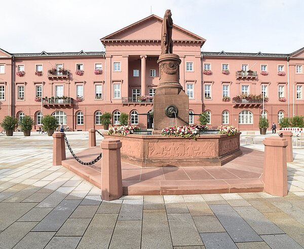 Das Rathaus am Marktplatz