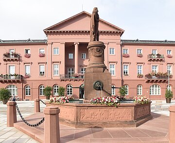 Das Rathaus am Marktplatz