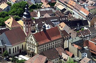 Rathaus und Evangelische Stadtkirche Durlach