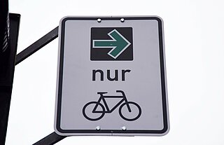 Verkehrsschule Grüner Pfeil für Radfahrende.