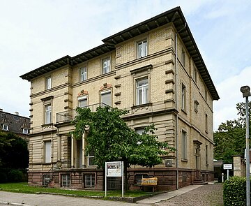 Außenansicht des Gebäudes des Badischen Konservatoriums in Karlsruhe