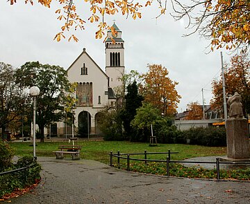 Der Kirchplatz in Daxlanden.