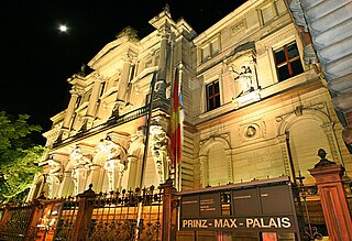 Das Foto zeigt das Stadtmuseum im Prinz-Max-Palais