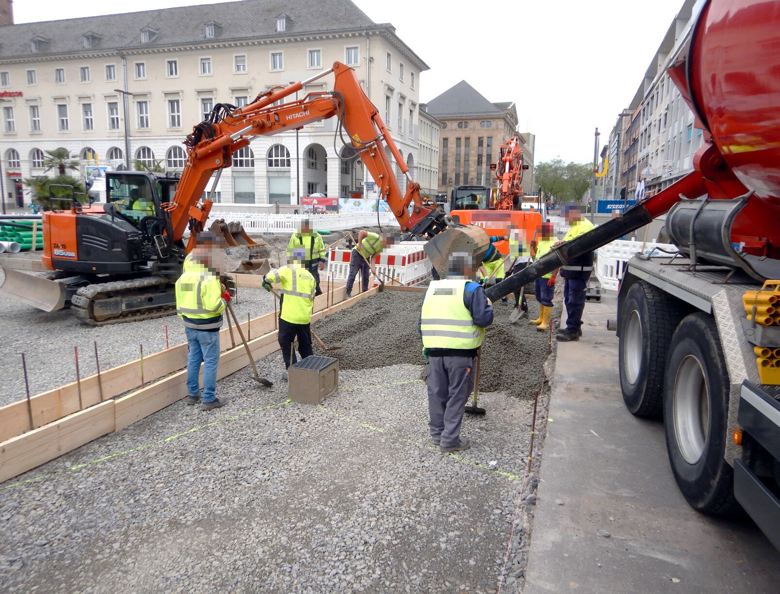 Neugestaltung der Kaiserstraße – Erster Bauabschnitt – Herstellung der Drainbetontragschicht