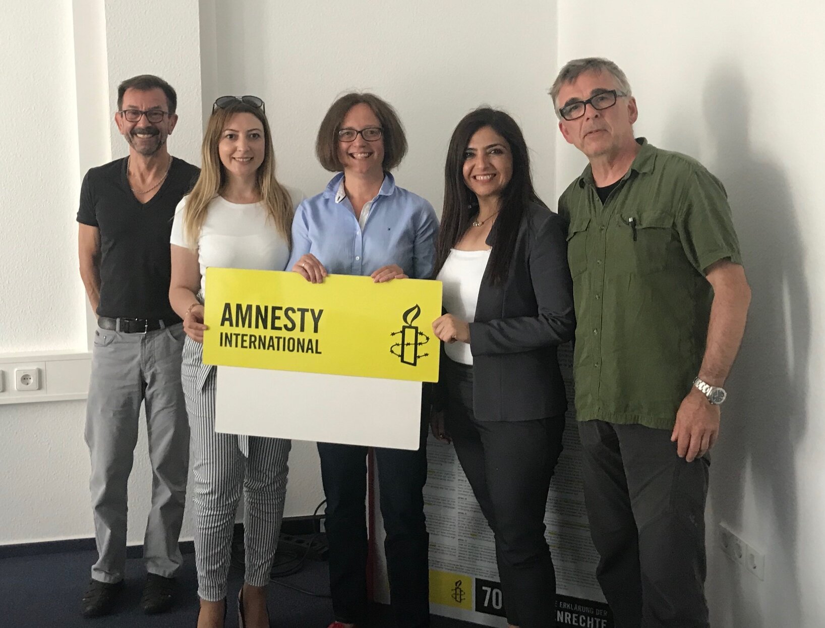 Amnesty International Karlsruhe hat Besuch aus der Türkei.