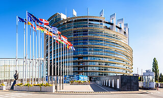 Blick auf das Europäische Parlament in Straßburg